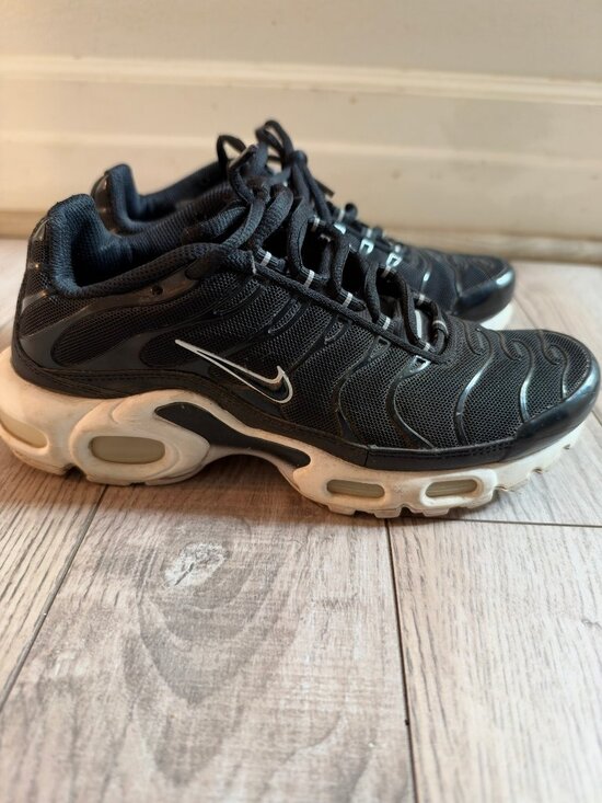 Nike Shoes - Nike Air Max Plus TN Black White Running Shoes Womens Size 7